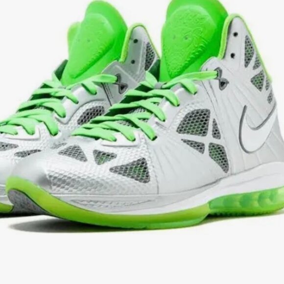 LeBron James  8 \
